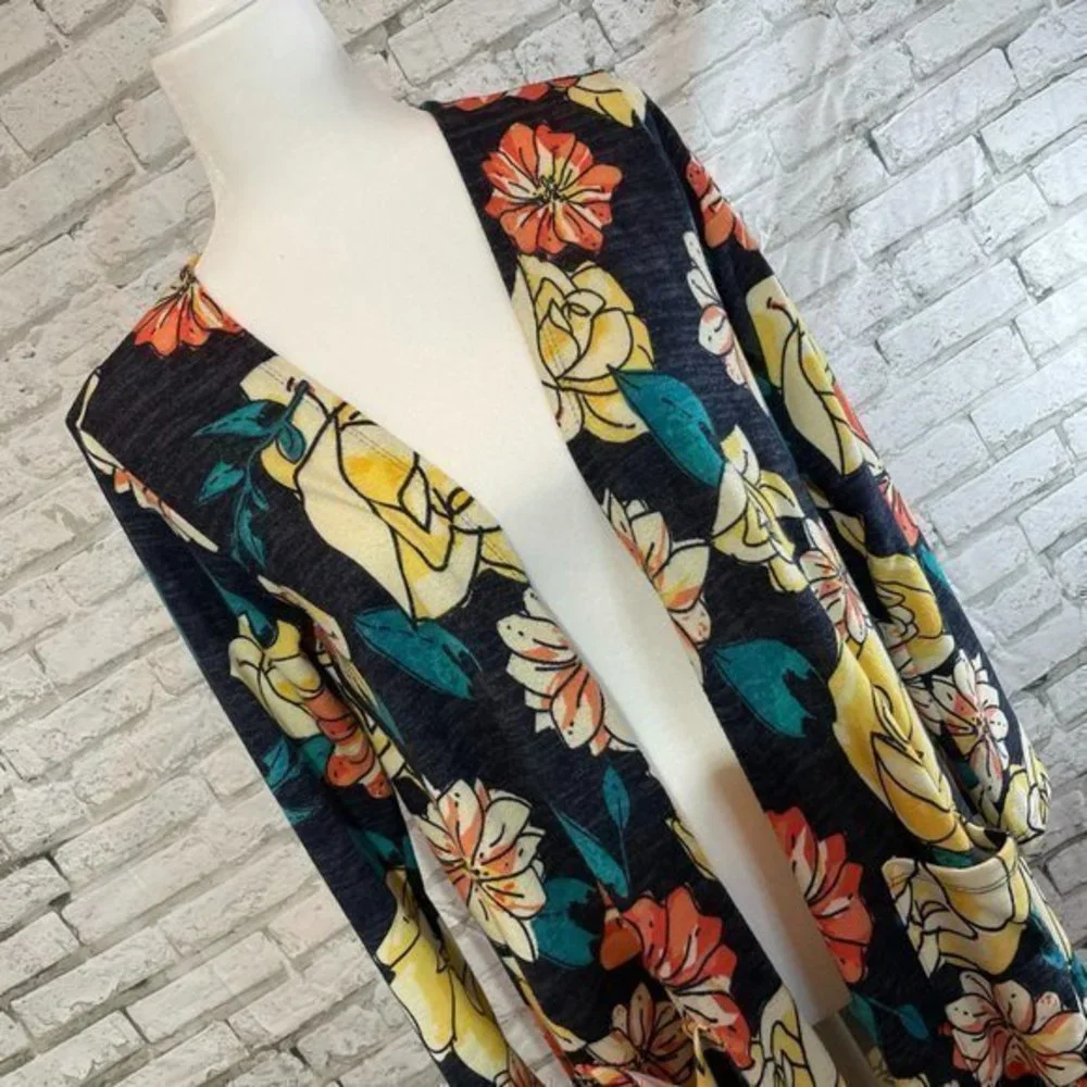 LULAROE Yellow Coral Floral Sarah Medium - Picture 1 of 9